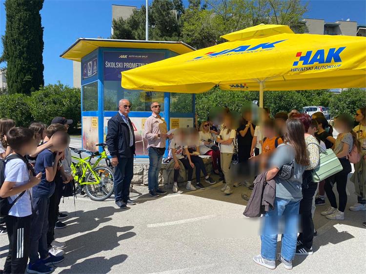 Slika /PU splitsko-dalmatinska 2022/Kontrola prometa/poligon 0.jpg
